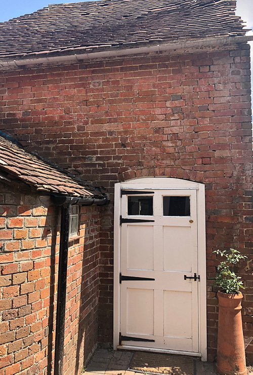 Grade II listed house in Wimborne, Dorset before restoration by INKSPACE Architects and Interior Designers in Dorset, Cornwall and Devon
