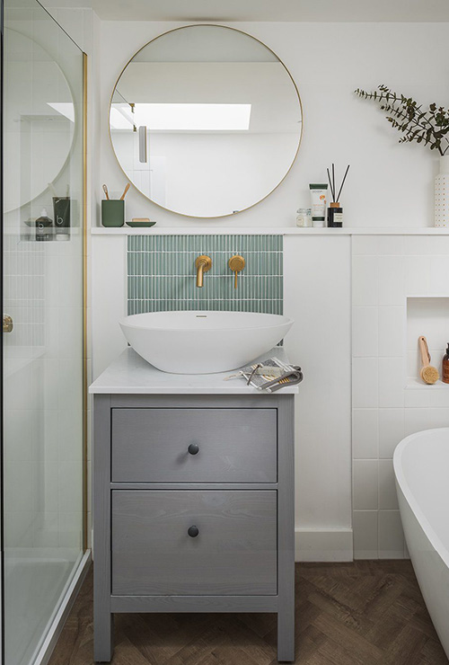 Luxury bathroom in Little Garth, designed by INKSPACE Architects and Interior Designers in Dorset, Cornwall and Devon.